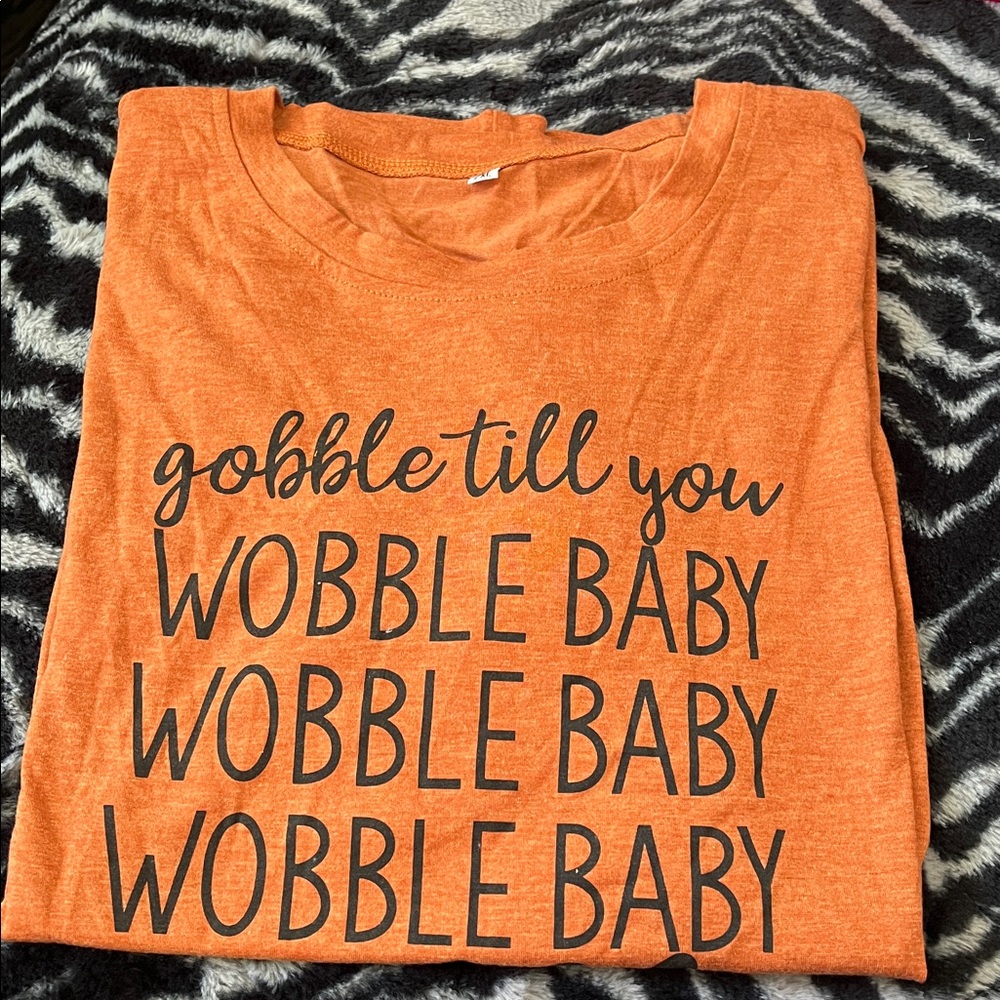 Holiday Burnt Orange Graphic Fun Tee XXL